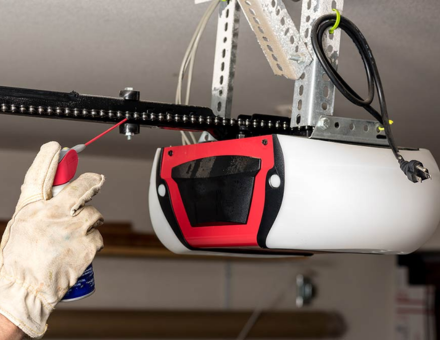 garage-door-opener-chain-drive Chain drive garage door opener maintenance and repair